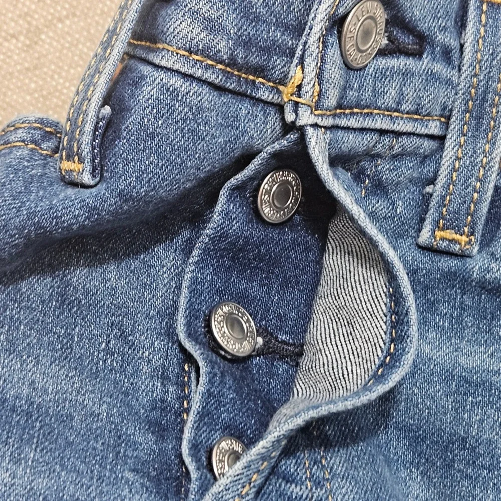 Levis Wedgie Straight Jeans Women 25 Blue Distressed Ripped Knee 34964-0151